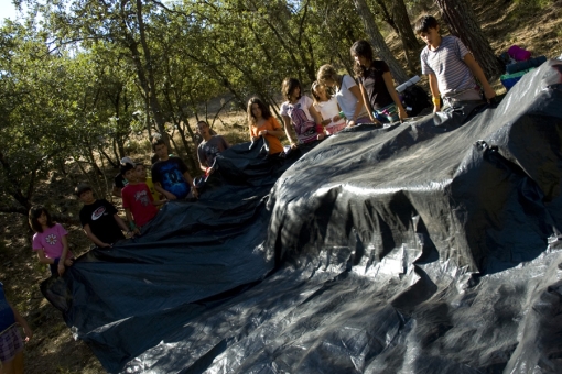 Acampada y actividades del grupo de Montañeros.