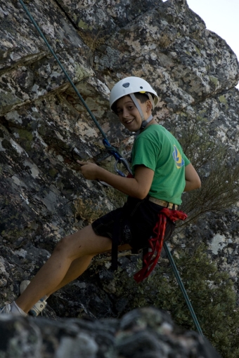 Actividades del grupo de Montañeros en el Mirador de Castilnegro.